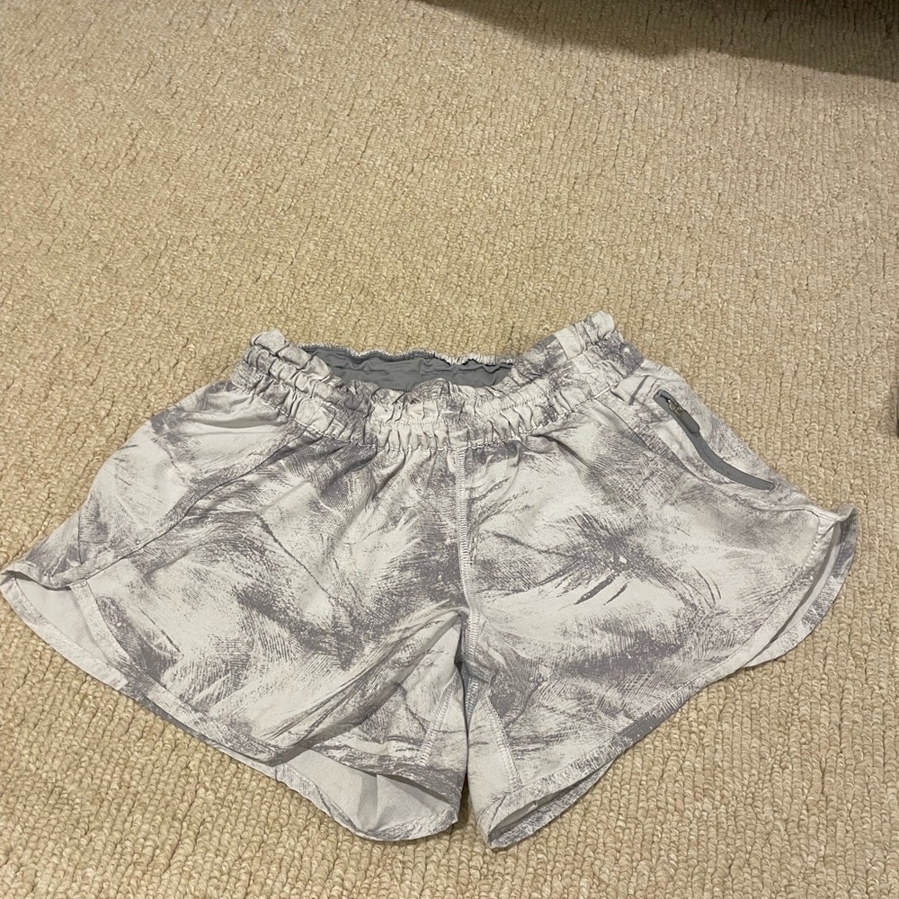 Lululemon gray shorts